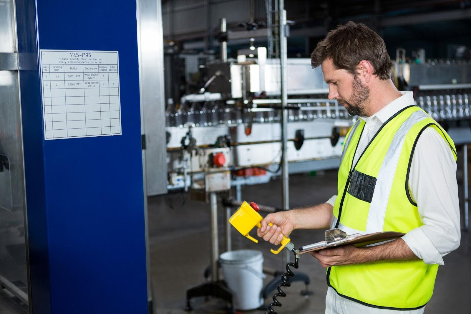 The Fundamentals of Conventional Ultrasonic Testing (UT): Methods, Applications & Limitations