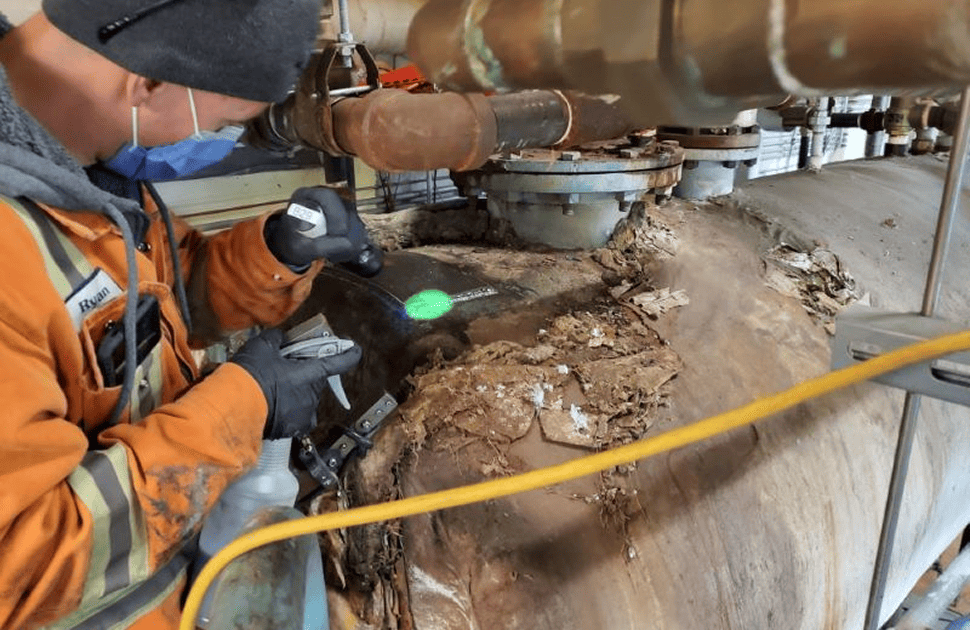 Quantitative evaluation of the reliability of hybrid corrosion inspection and monitoring approaches